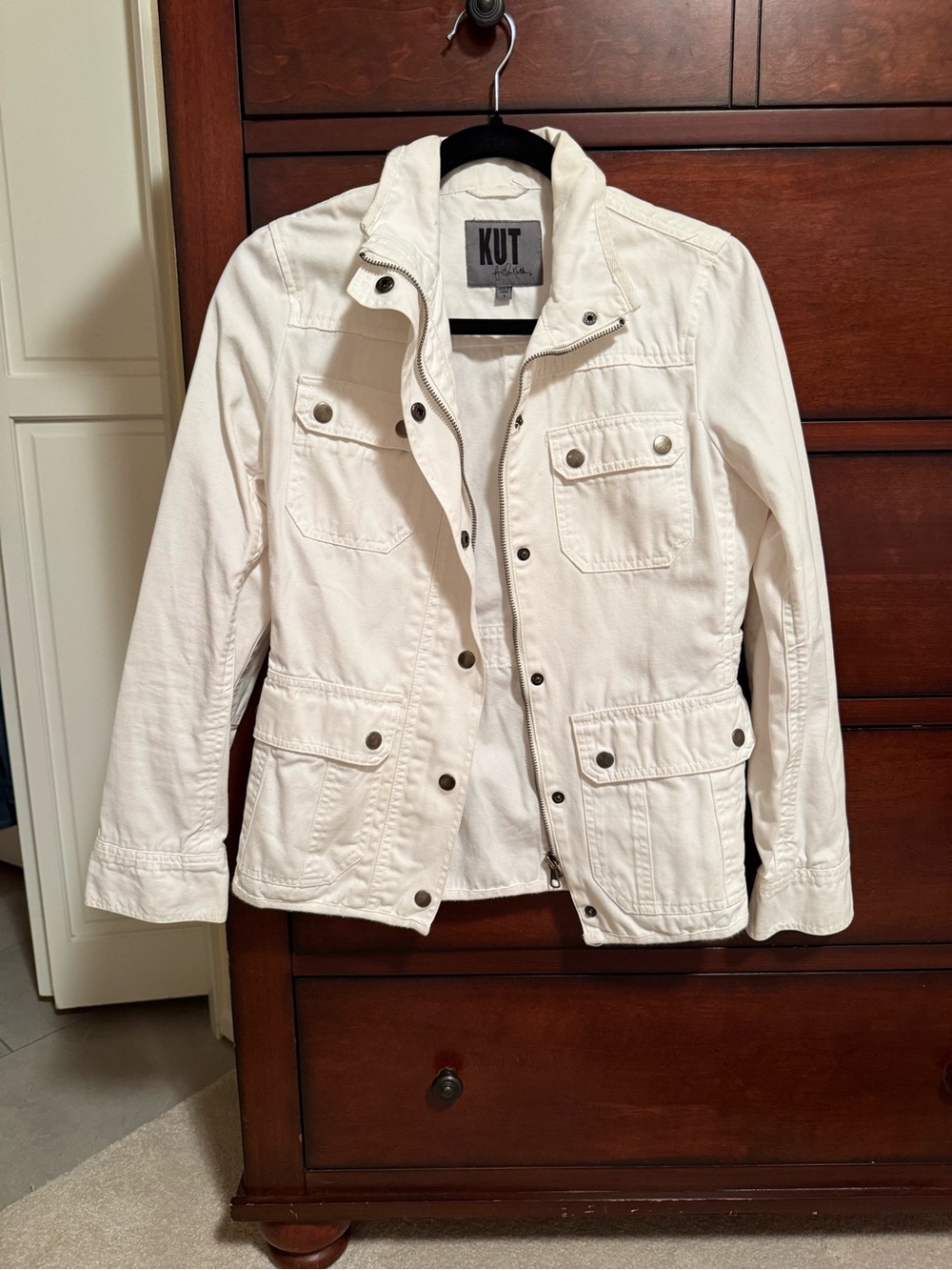 Kut from the Kloth Off-White Utility Jacket with Front Pockets
